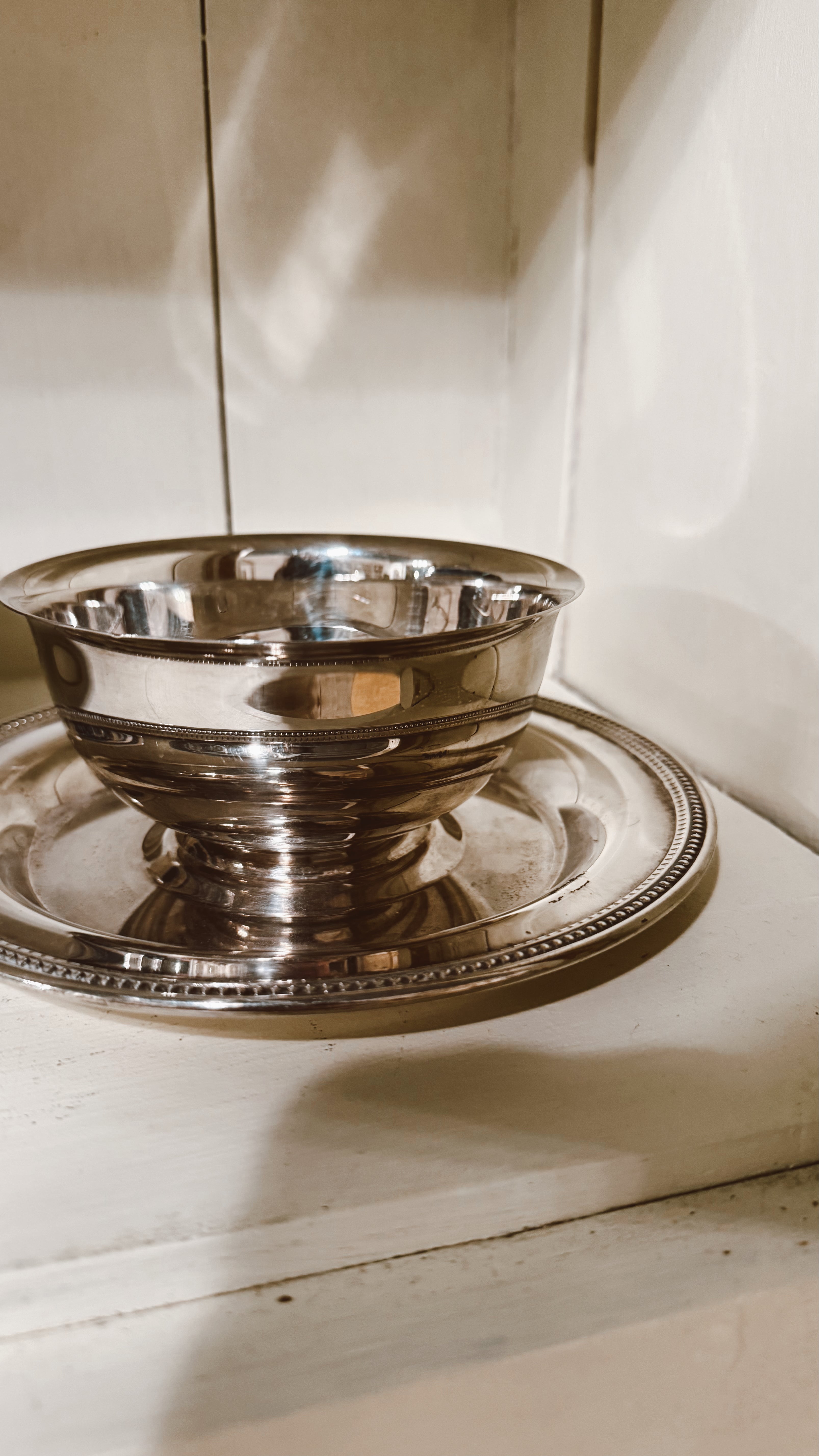 Vintage Chip and Dip Server