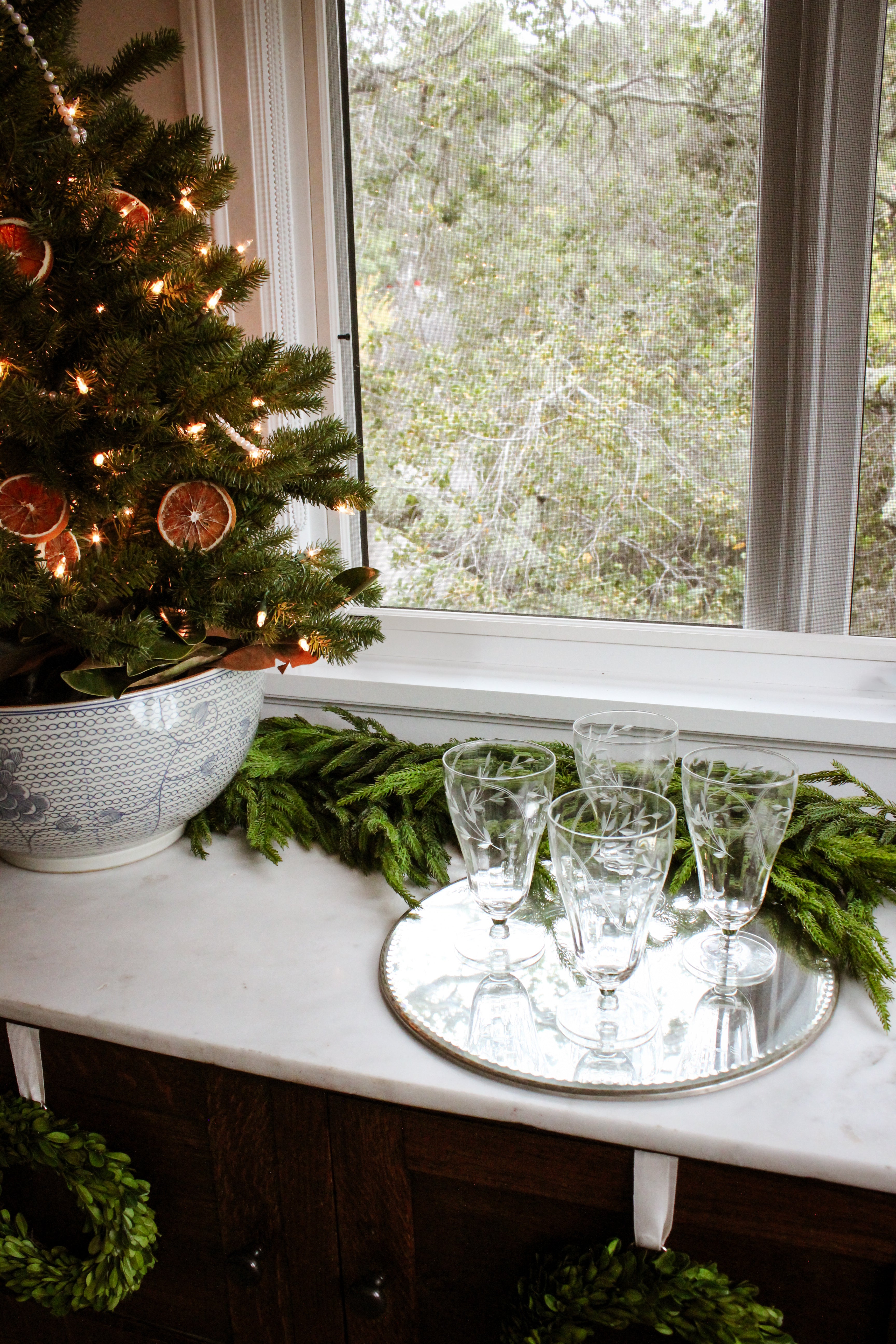 Vintage Set of 4 Etched Crystal Goblets