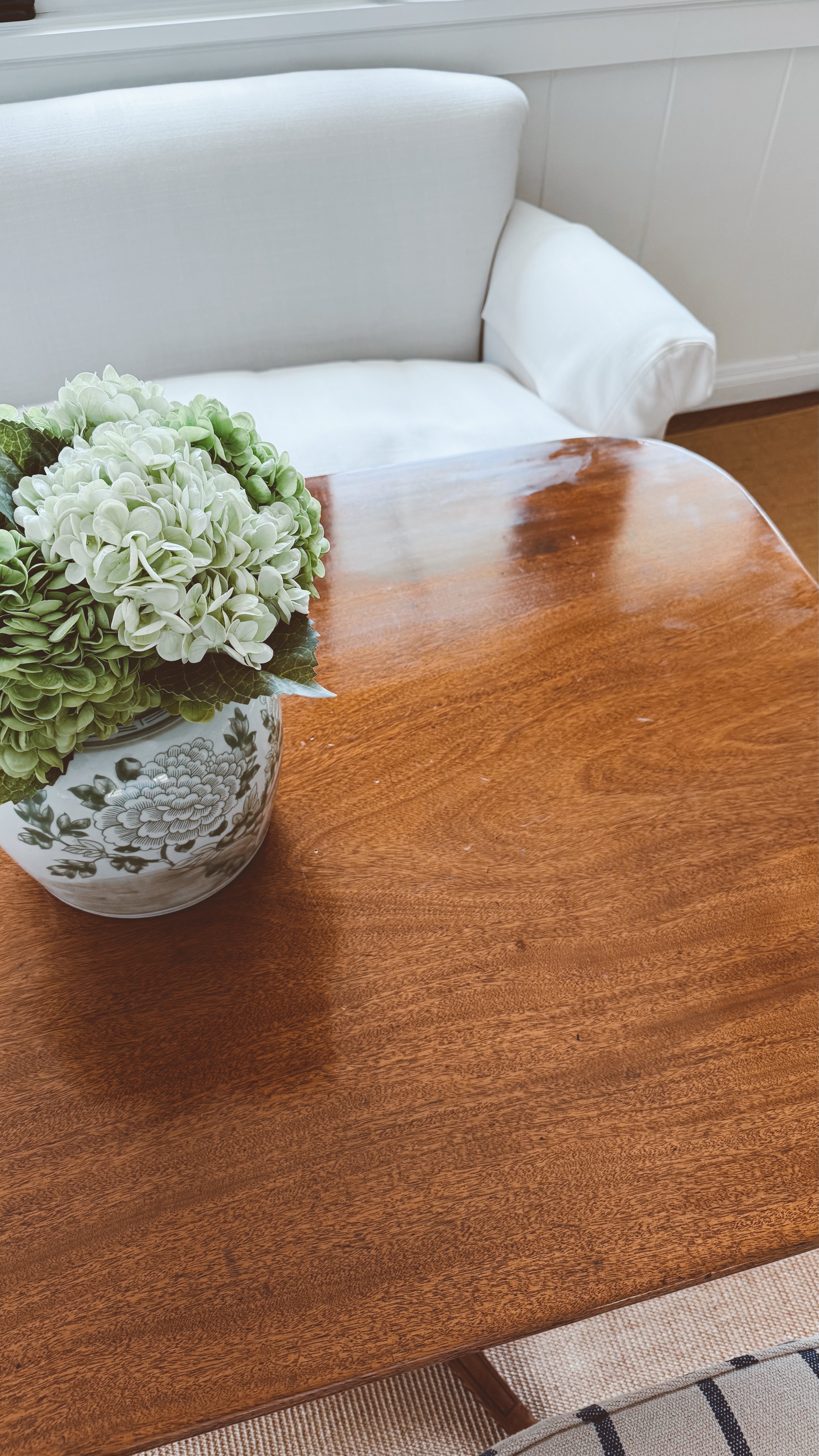 Antique English Regency Style Dining Table