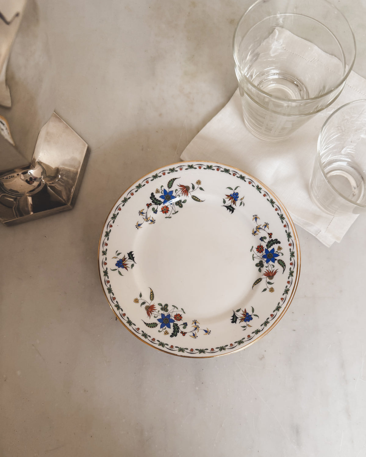 Vintage English Art Deco Plate Set of 4