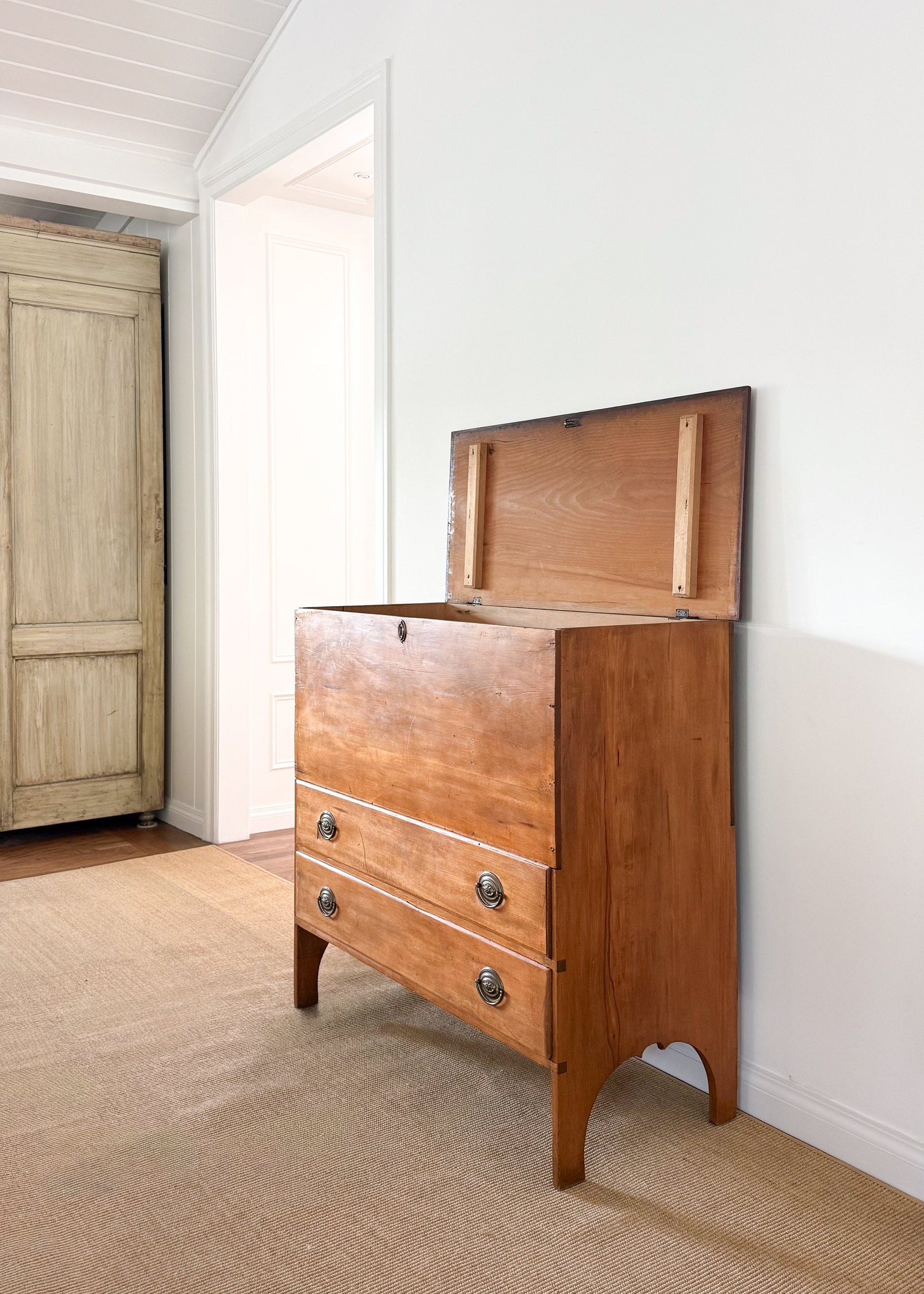 18th C. Early American Pine Mule Chest